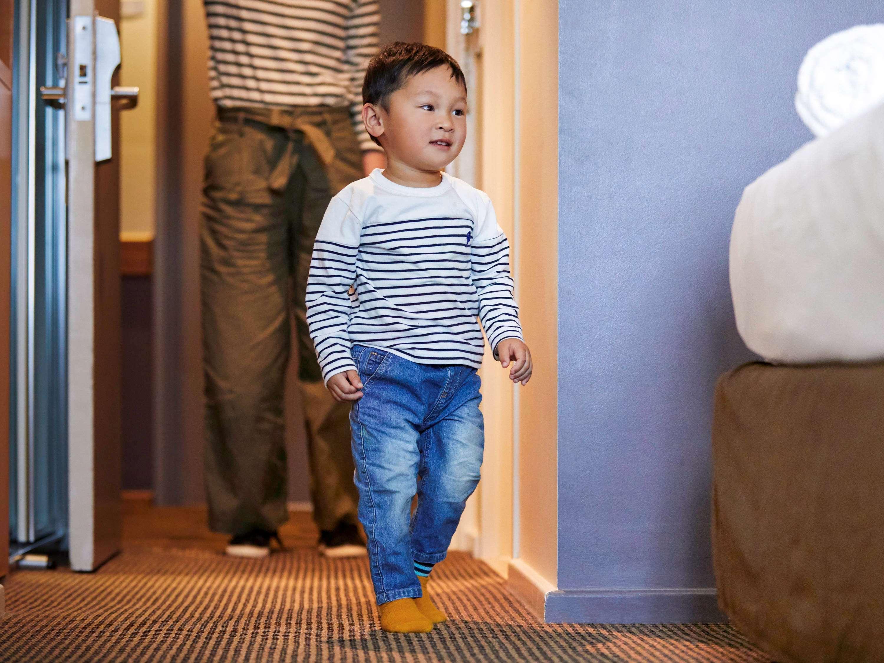 Novotel Perth Langley Eksteriør bilde