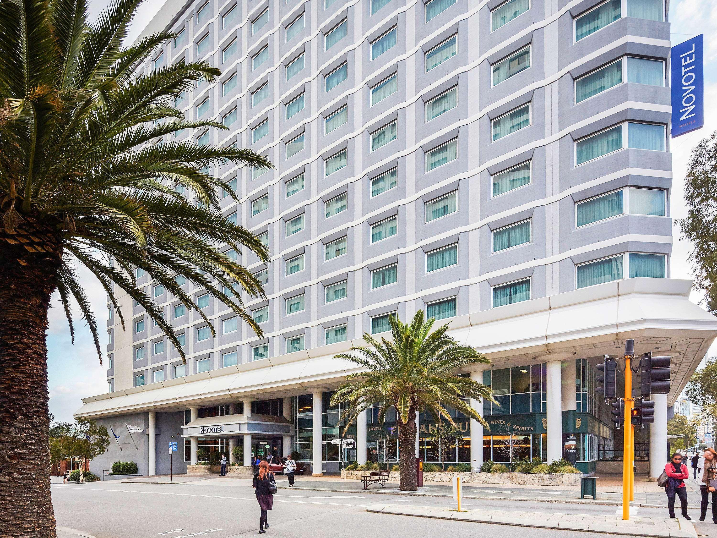 Novotel Perth Langley Eksteriør bilde