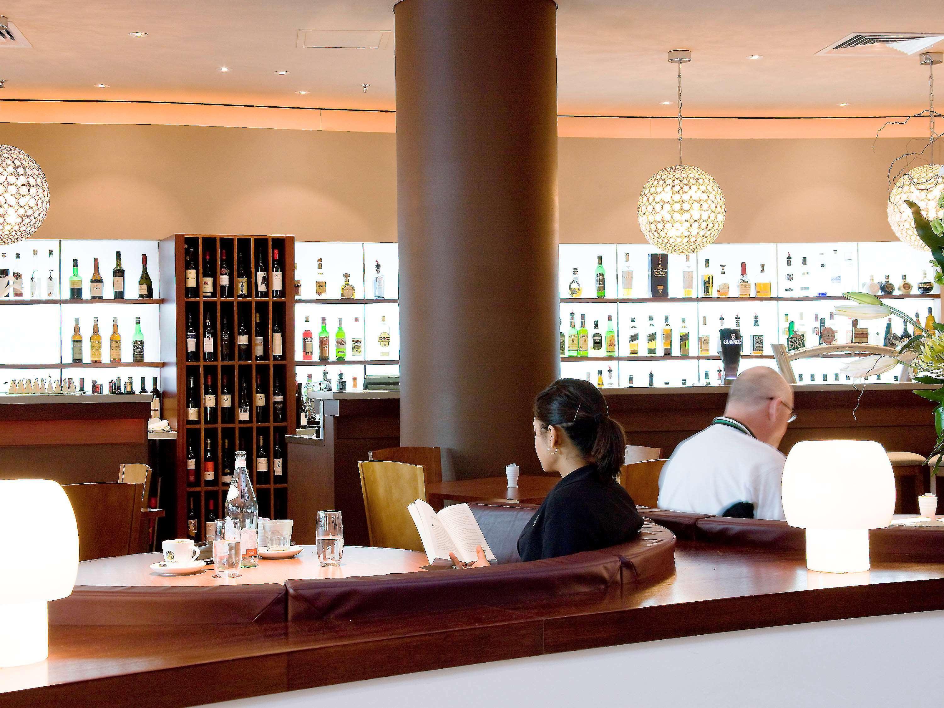 Novotel Perth Langley Eksteriør bilde