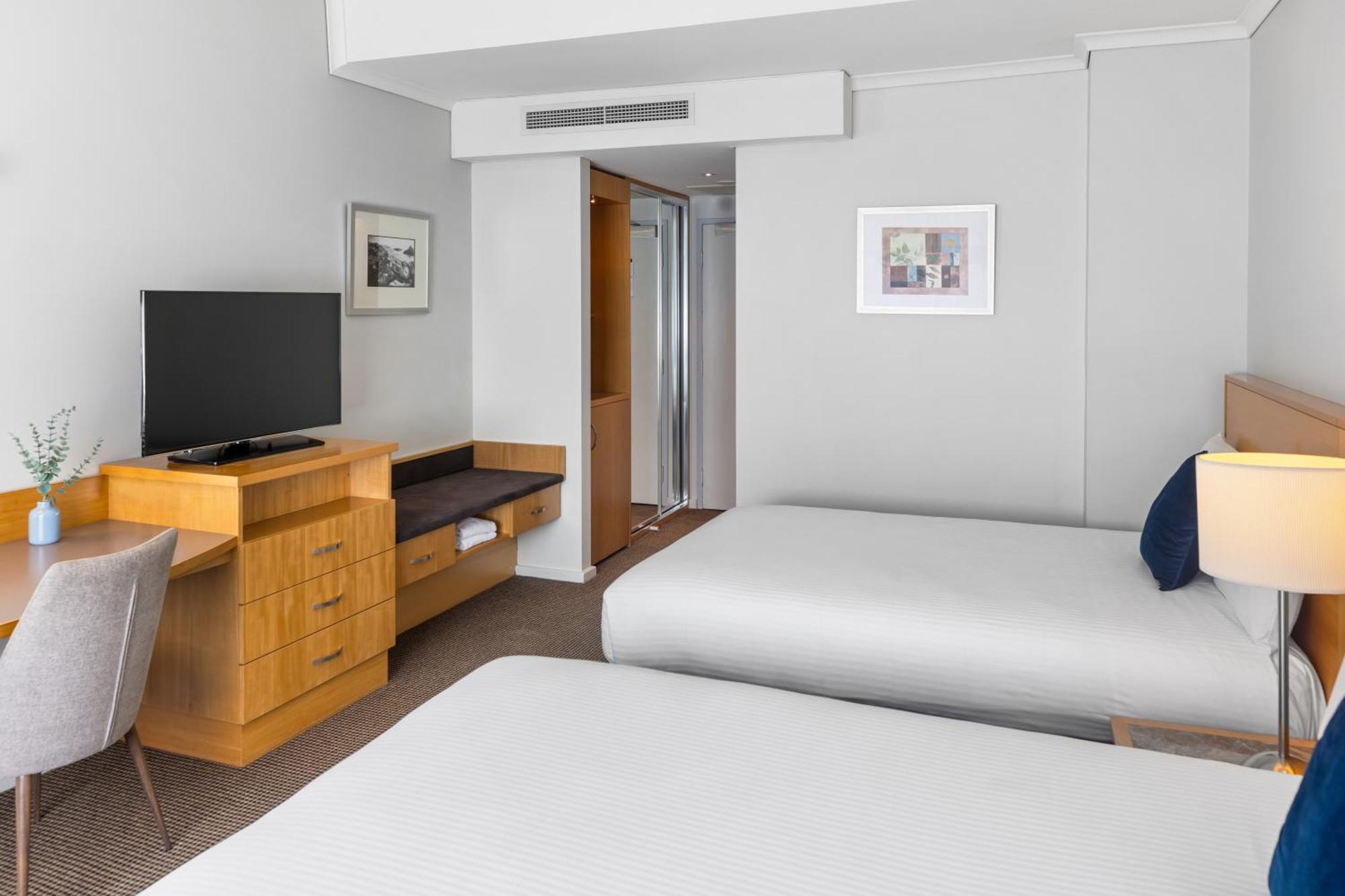 Novotel Perth Langley Eksteriør bilde